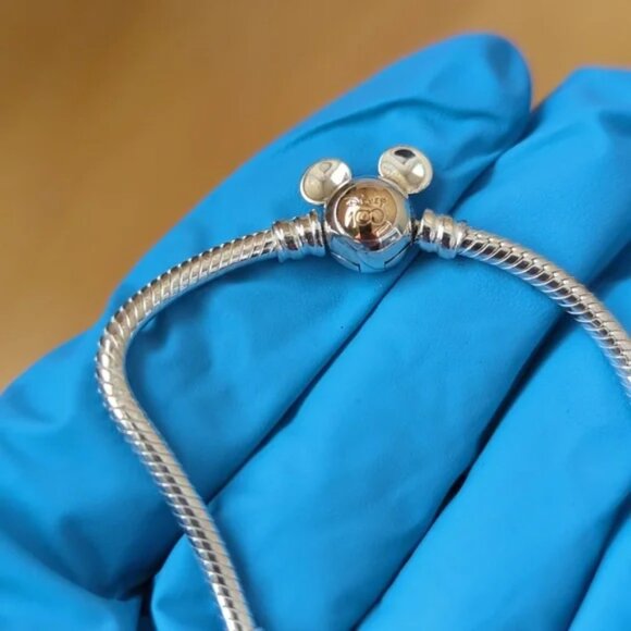 Pandora Disney 100th Anniversary Moments Snake Chain Bracelet Brand New - Picture 7 of 15